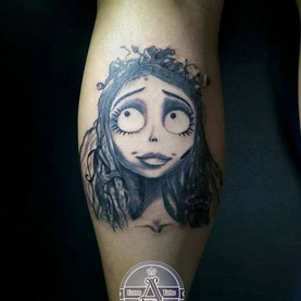 Ana Arauz: Avanzando a través de la tinta 4 Tatuaje Sally