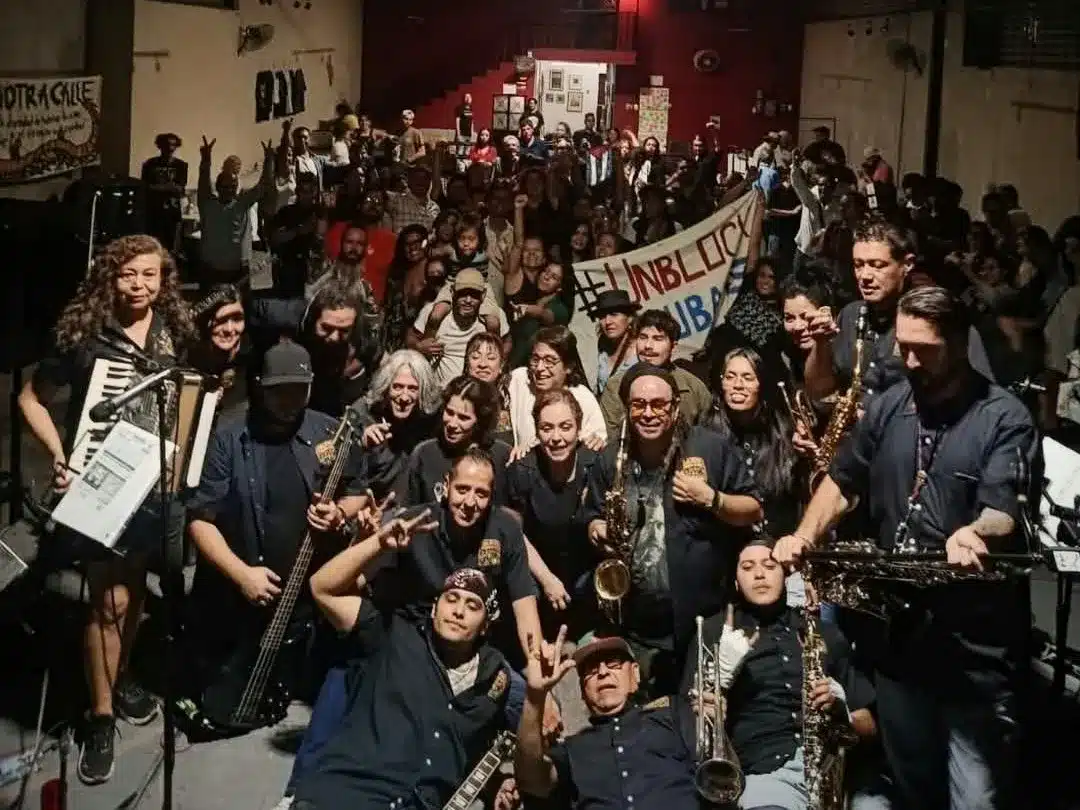 Banda Va X Cuba